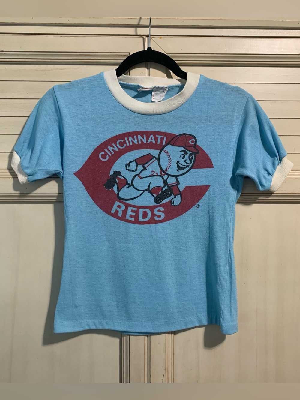 MLB Cincinnati Reds Ringer Tee Women’s Size Small Vintage Tshirt
